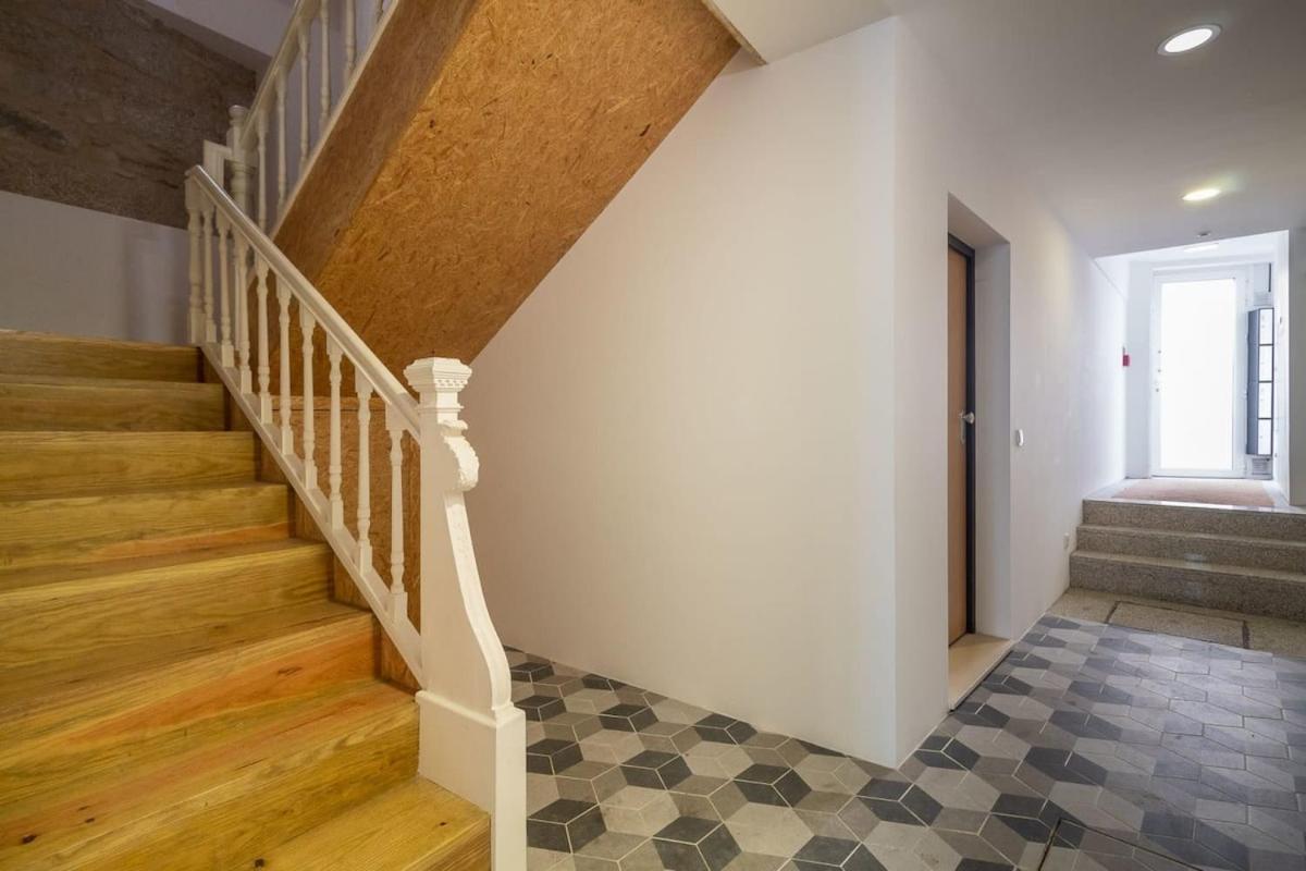 Lovely Charm House Downtown Porto Near Metro With Ac Exterior photo