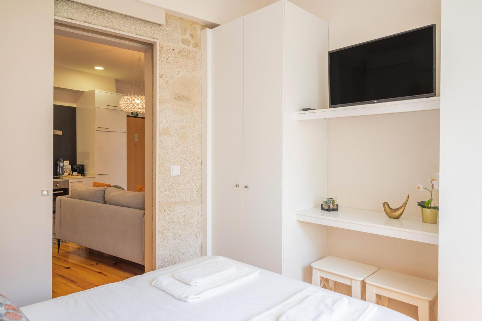 Lovely Charm House Downtown Porto Near Metro With Ac Exterior photo