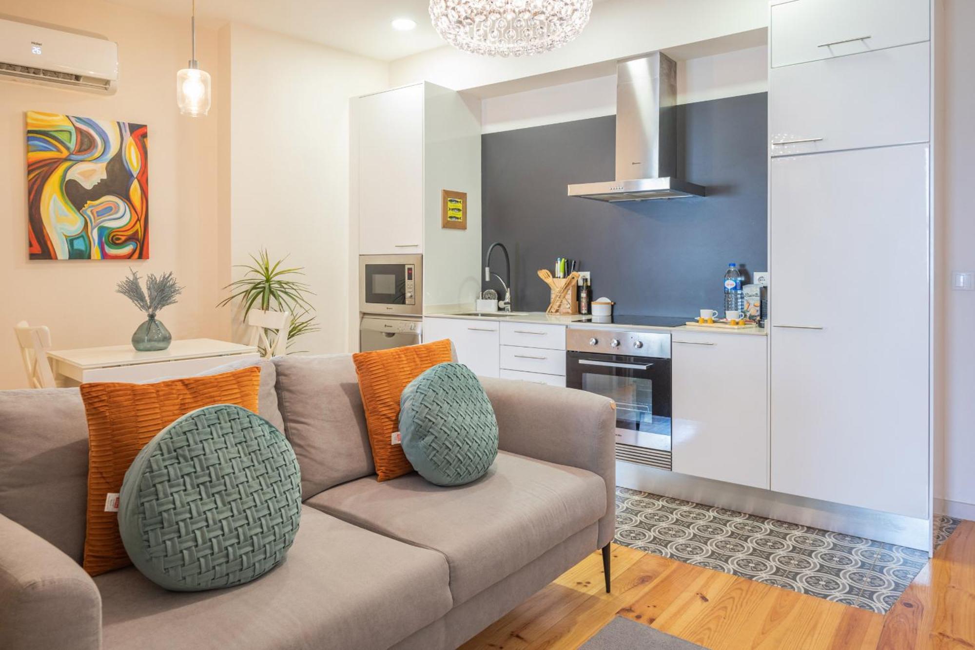 Lovely Charm House Downtown Porto Near Metro With Ac Exterior photo