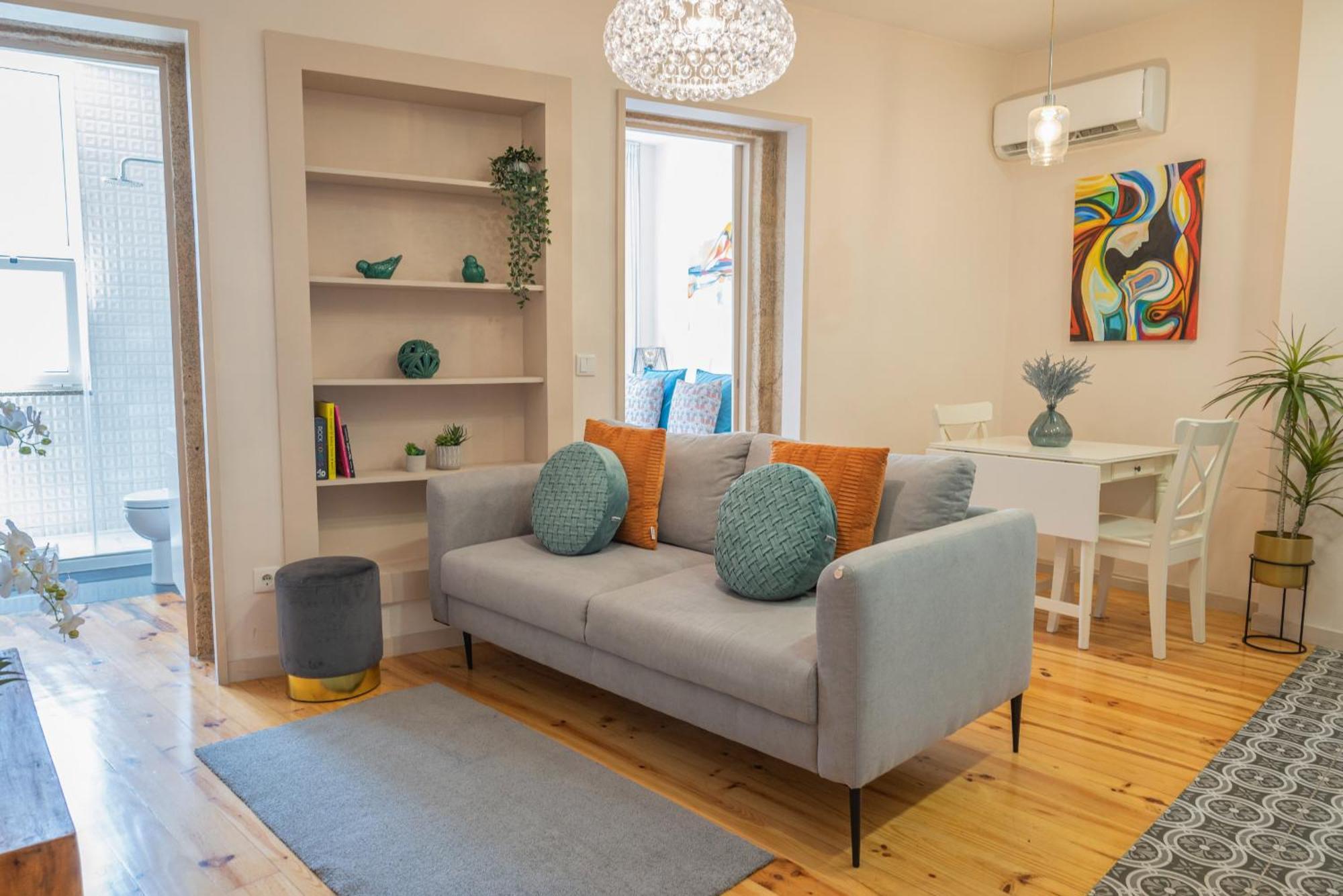 Lovely Charm House Downtown Porto Near Metro With Ac Exterior photo